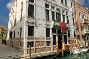 酒店 Palazzo Abadessa