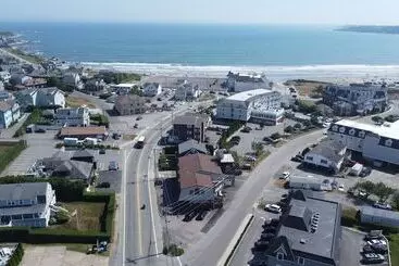 Hotel Rhea's Inn By The Sea