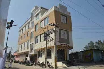 Hotel Khatana Palace