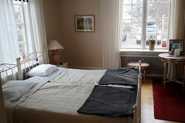 بنسيون Värdshuset I Motala