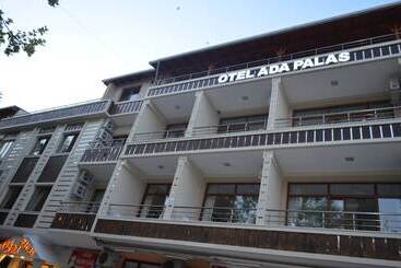 Ada Palas Otel
