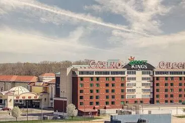 هتل Casino Queen