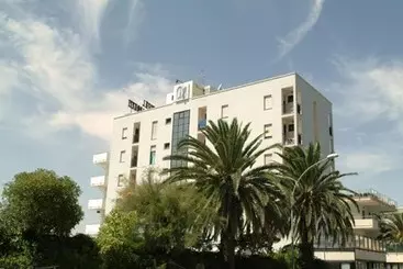 בית מלון כפרי Duca Degli Abruzzi