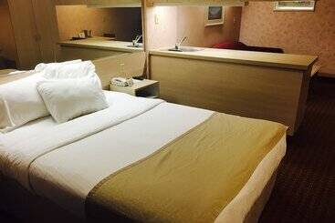 Microtel Inn & Suites By Wyndham Syracuse Baldwinsville