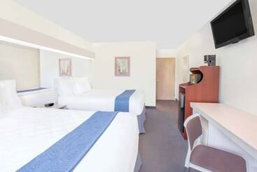 Microtel Inn By Wyndham Broken Bow