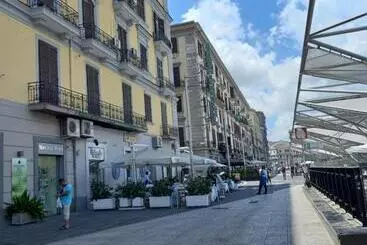 Majatalo Ale Naples Holiday