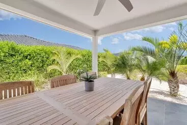 استراحتگاه Grand Windsock Bonaire