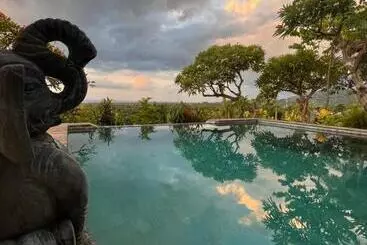 ホテル Menjangan Hill