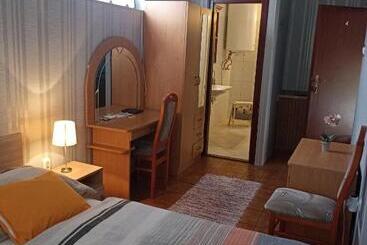 펜션 Valley Vendégház