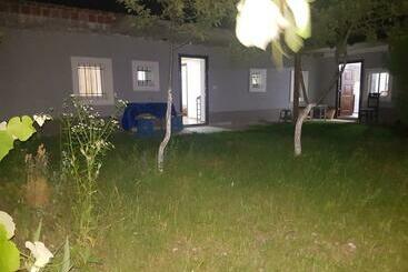 Szálló Bujtina Sherifaj