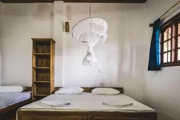 ホテル Surfpoint Sri Lanka Kite Village