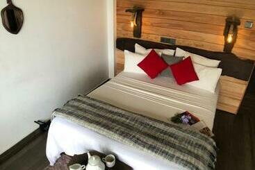 Pensió Mount Shadows