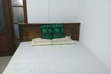 پانسیون Shan Villa