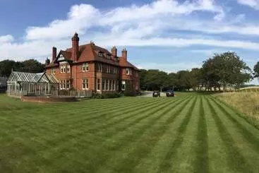 پانسیون Sandhill House