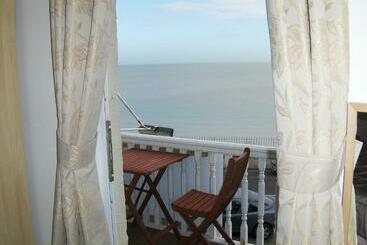 פנסיון The Devonhurst