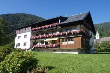 פנסיון Gästehaus Hubertus