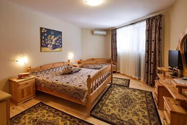 Pensjonat Guest House Mira
