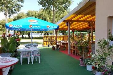 Bed and Breakfast Balaton Panzió