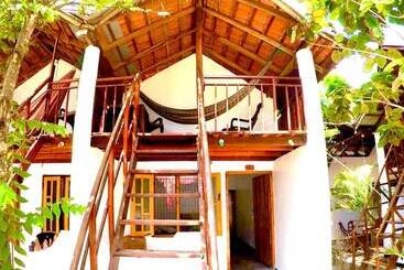 פנסיון Beach Wave