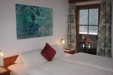 ペンション Gästeheim Pötscher