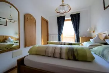 ホテル Pension Mirandola