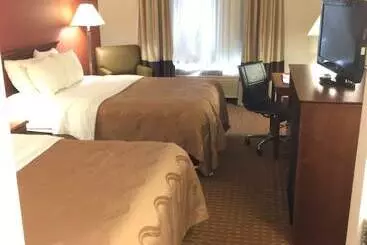 فندق Quality Inn