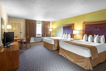 Otel Quality Inn & Suites At Coos Bay