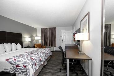 فندق Red Roof Inn Defuniak Springs