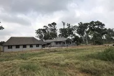 Hotelli Spendpenny Guest Farm