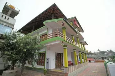 Hotel Ramra Coorg Homestays