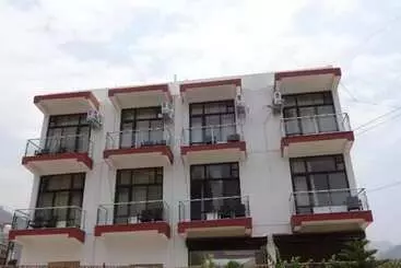 Hotel Tapovan Cottage