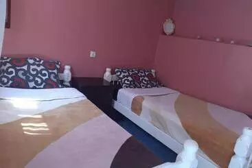 ペンション Auberge Maison Diyani