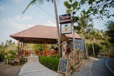 Pension Indah Guest House Nusa Penida