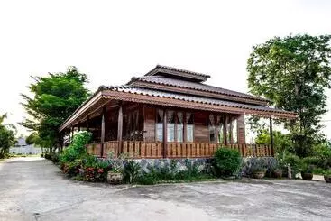 Hotelli Eve Ka Amp Resort