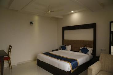 ホテル Golden Fortune