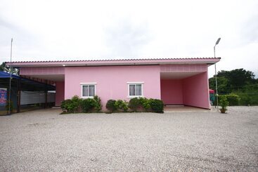 Szálloda Hi Tech Resort