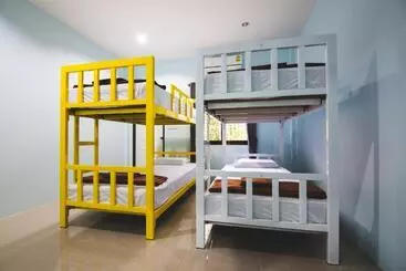Khaosok Secret Hostel