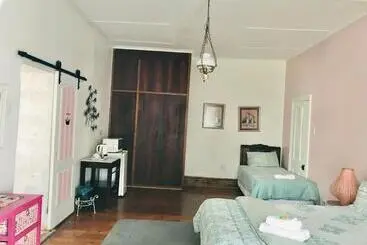 Majatalo Sondela Bed And Breakfast
