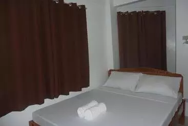 Zenith Inn & Resto Bar