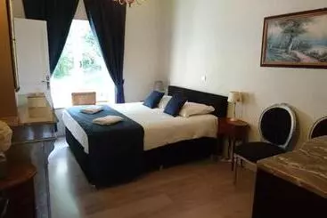 Aamiaismajoitus (B&B) Château De L Aviette