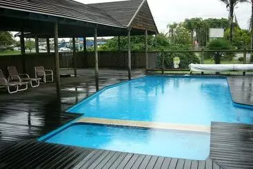 モーテル Mid Coast Motor Inn