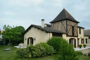 ベッドアンドブレックファースト Les Sureaux