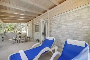 Hotelli Olive Garden Camp Resort