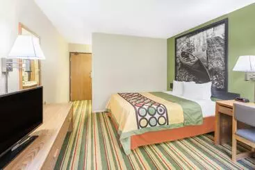 酒店 Super 8 By Wyndham Grayling