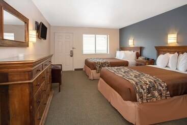 فندق Travelodge By Wyndham Gardiner Yellowstone Park North Entr