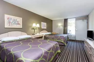 Мотель Super 8 By Wyndham Commerce