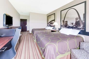 فندق على الطريق Super 8 By Wyndham Monett