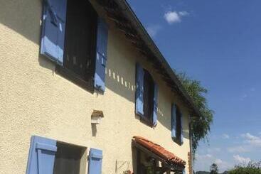 Aamiaismajoitus (B&B) Michouat Chambre D Hotes