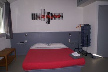 בית מלון כפרי Camping L Agrion Bleu   Bungalow