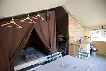 ホテル Huttopia La Plage Blanche